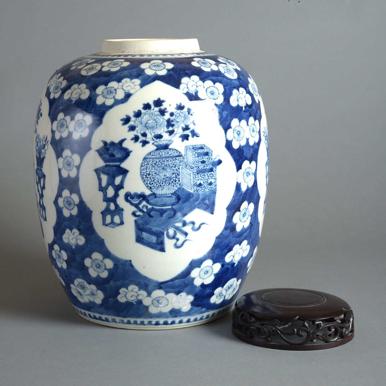 19th century blue and white porcelain vase