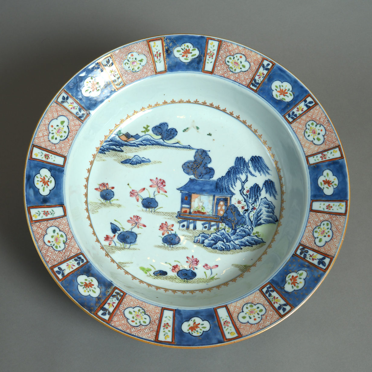 A large 18th century chinese imari bowl