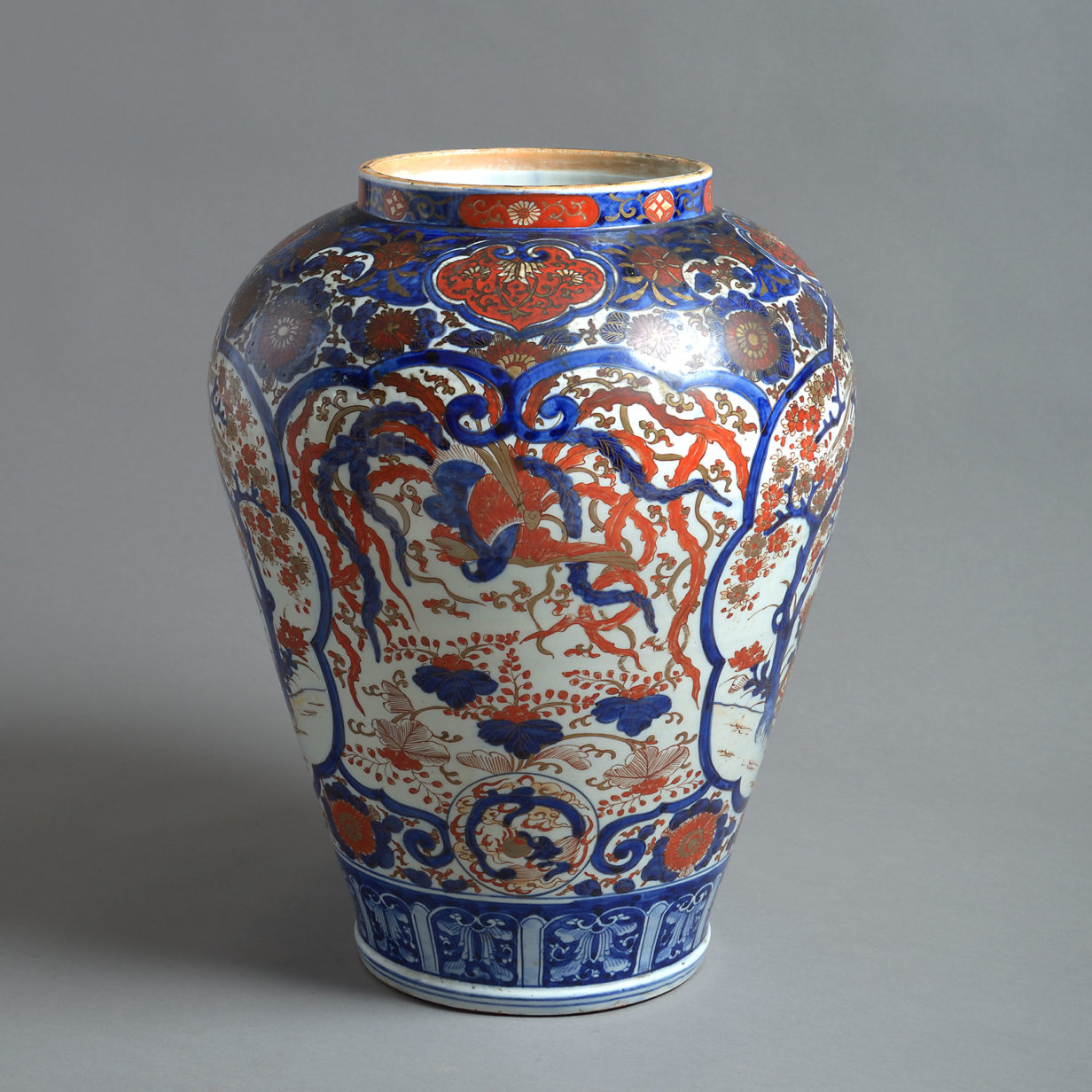 A large early 18th century imari vase