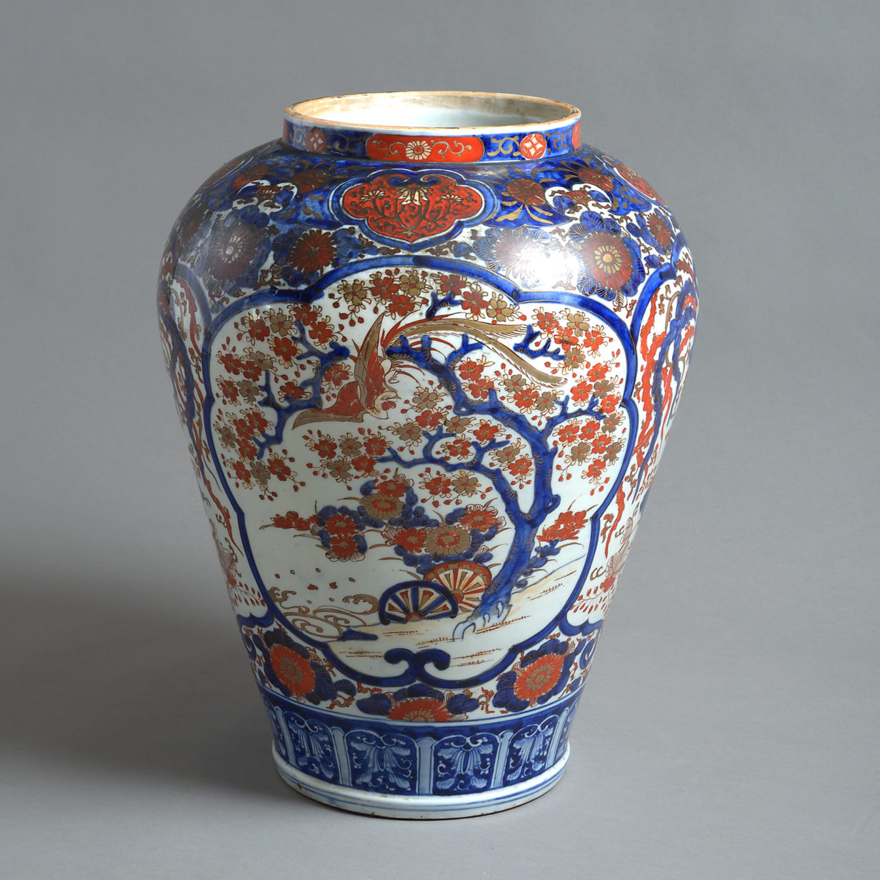 A large early 18th century imari vase