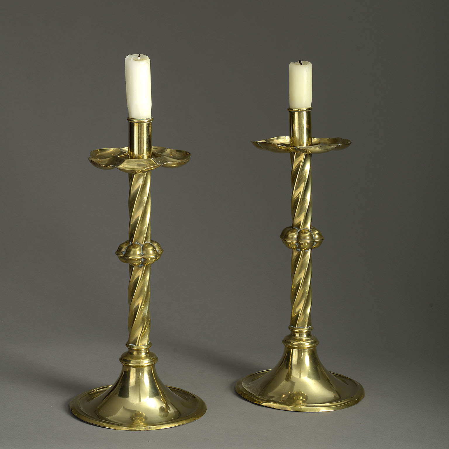 19th Century Victorian Brass Push Up Candlesticks ENGLAND Rd.223580 13  tall