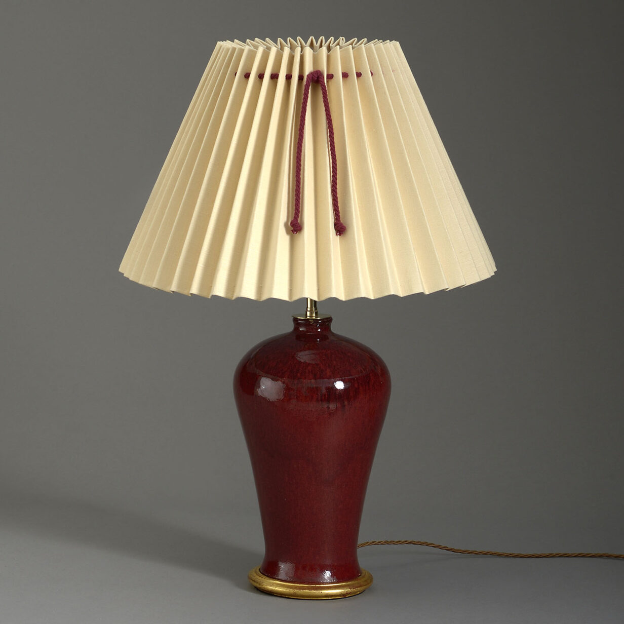 Sang de boeuf vase lamp