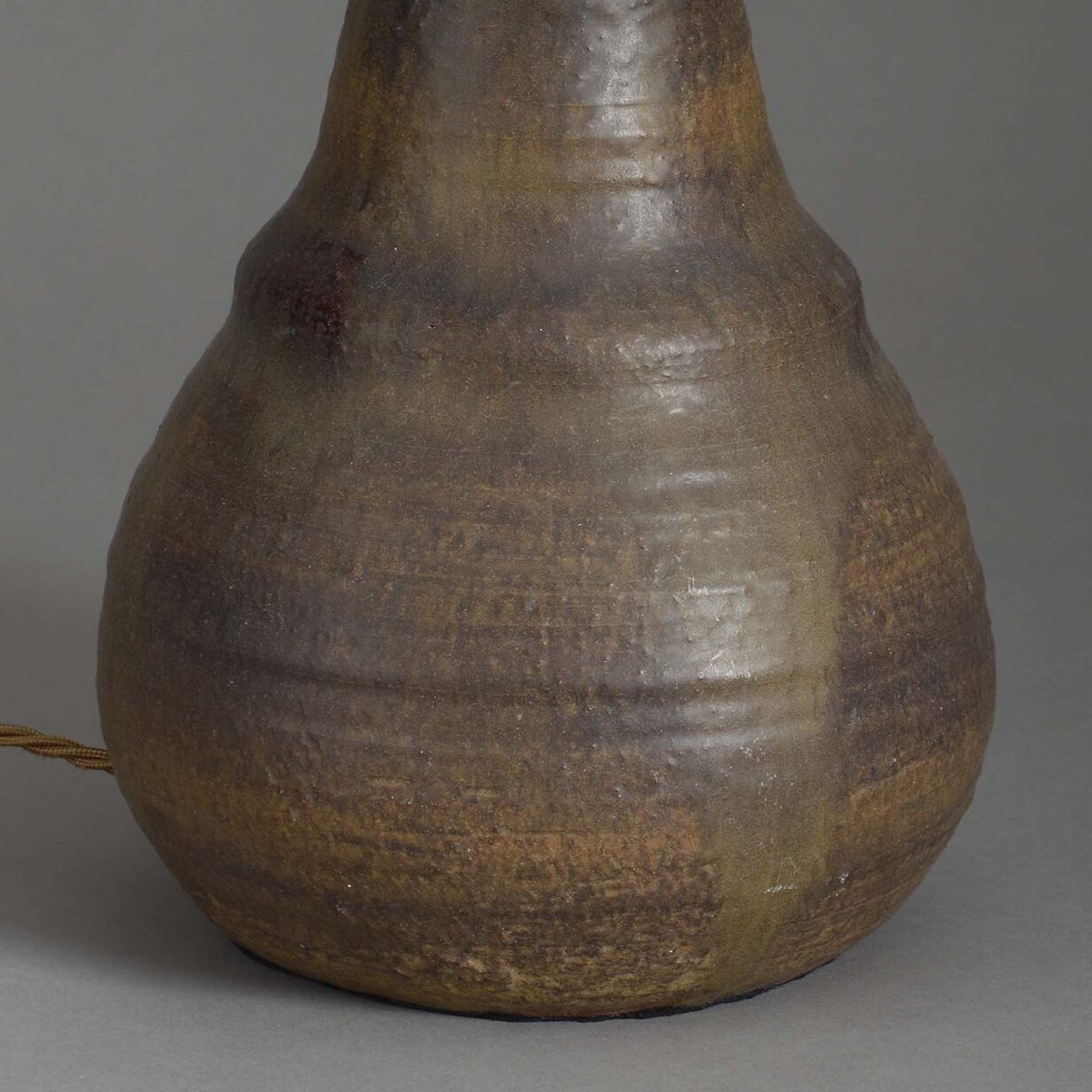 Terracotta vase lamp