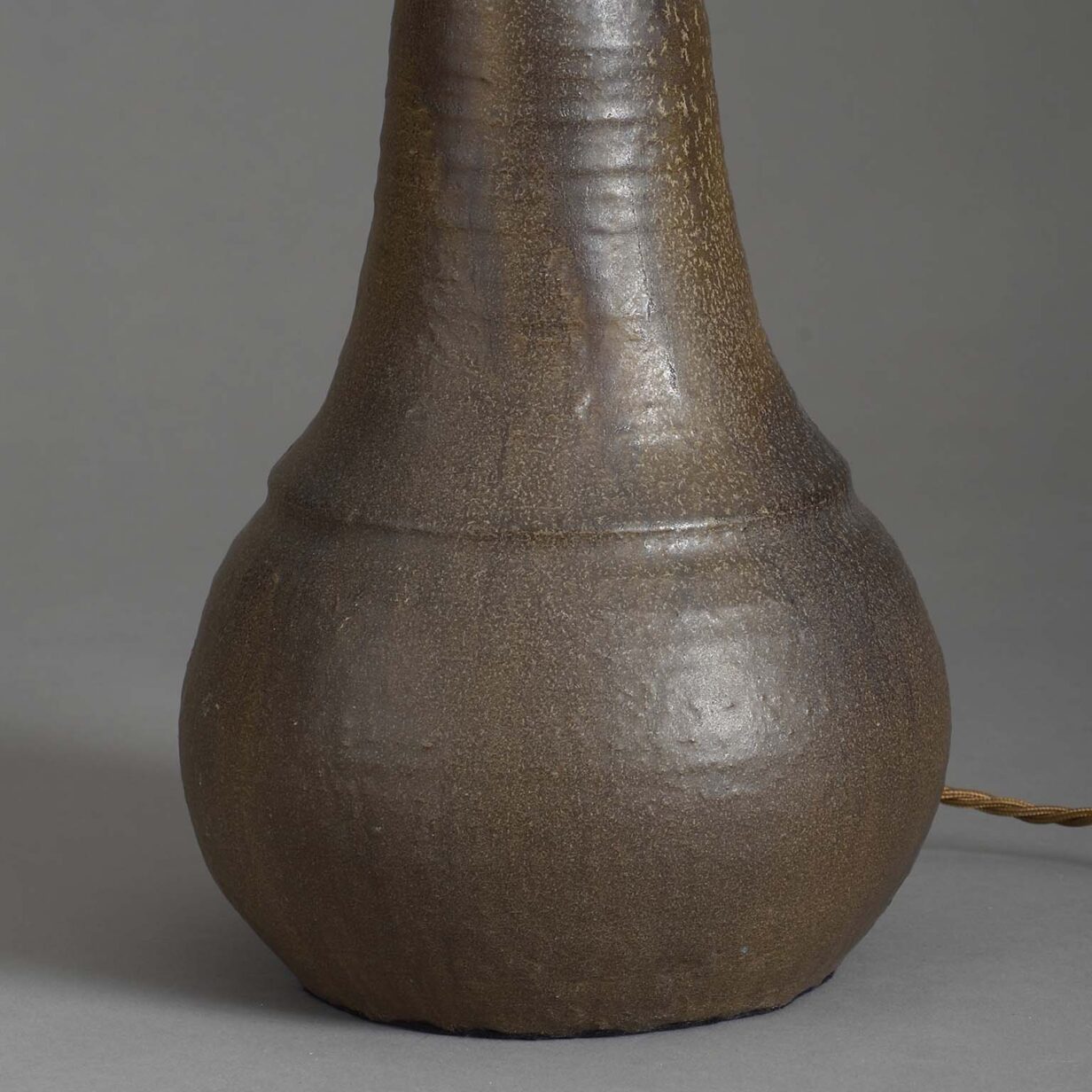 Terracotta vase lamp