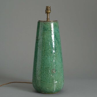 Pine green ceramic lamp