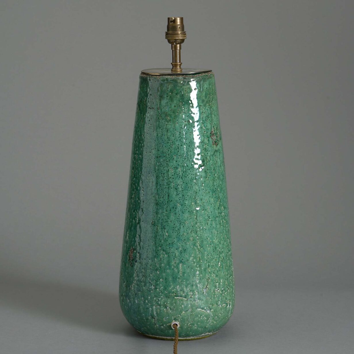 Pine green ceramic lamp