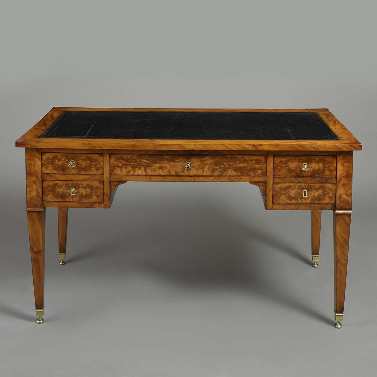 Late 18th century louis xvi period mahogany bureau plat