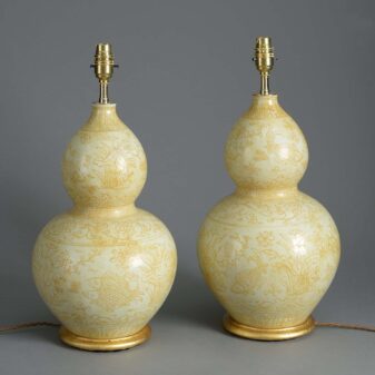 Pair of 20th century porcelain gourd vase lamps