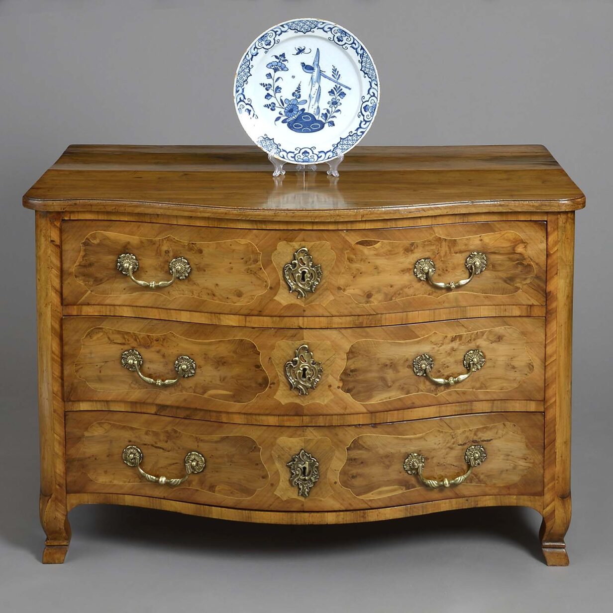 Louis xv walnut commode