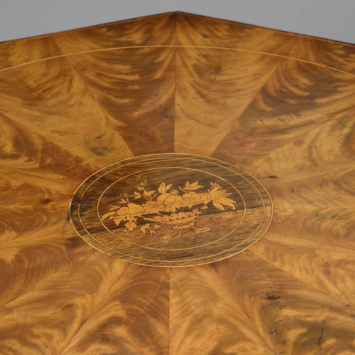 Late 18th century louis xvi period mahogany gueridon table