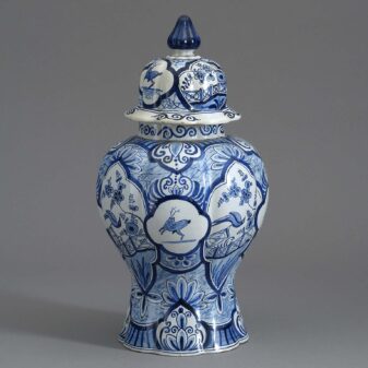 Blue and white delft vase