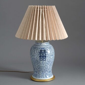 Blue and White Chinese Vase Lamp